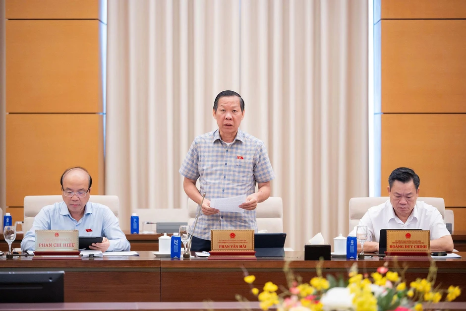 Đề xuất 6 điều kiện để miễn trách nhiệm hình sự với cán bộ dám nghĩ, dám làm Đề xuất 6 điều kiện để miễn trách nhiệm hình sự với cán bộ dám nghĩ, dám làm