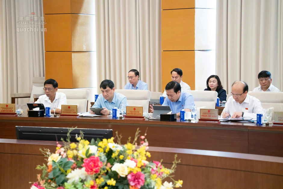 Đề xuất bổ sung "người dưới 18 tuổi được hiến mô, hiến xác" Đề xuất bổ sung "người dưới 18 tuổi được hiến mô, hiến xác"