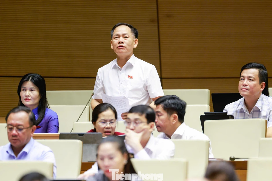 Đề xuất cấm xuất cảnh người từng vi phạm, cư trú bất hợp pháp khi lao động ở nước ngoài Đề xuất cấm xuất cảnh người từng vi phạm, cư trú bất hợp pháp khi lao động ở nước ngoài