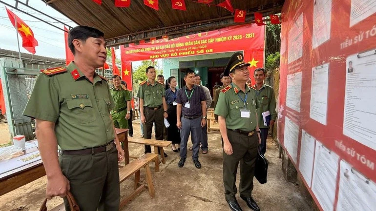 Đến 16 giờ 45 phút ngày 15/3: Đắk Lắk có 48 xã, phường đạt tỷ lệ cử tri đi bầu cử 100% Đến 16 giờ 45 phút ngày 15/3: Đắk Lắk có 48 xã, phường đạt tỷ lệ cử tri đi bầu cử 100%