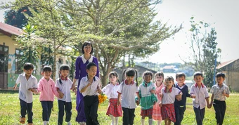 Địa bàn 'quay lại' vùng đặc biệt khó khăn, giáo viên được hưởng thêm chế độ gì?