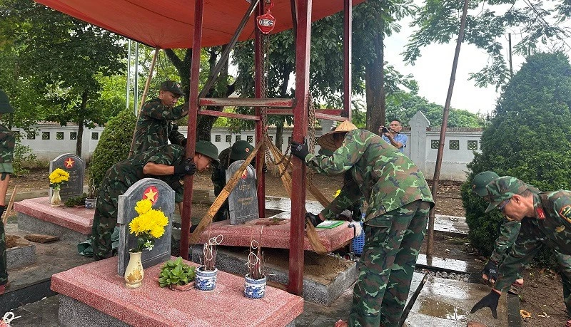 Điện Biên bắt đầu khai quật, lấy mẫu tại 2.042 phần mộ chưa xác định danh tính tại Nghĩa trang liệt sĩ Độc Lập Điện Biên bắt đầu khai quật, lấy mẫu tại 2.042 phần mộ chưa xác định danh tính tại Nghĩa trang liệt sĩ Độc Lập
