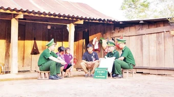 Điện Biên: “Hũ gạo chiến sĩ” ấm tình quân-dân
