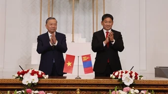 Điện mừng Quốc khánh Mông Cổ
