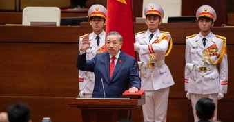 Điện, thư và thông điệp chúc mừng các lãnh đạo cấp cao Việt Nam