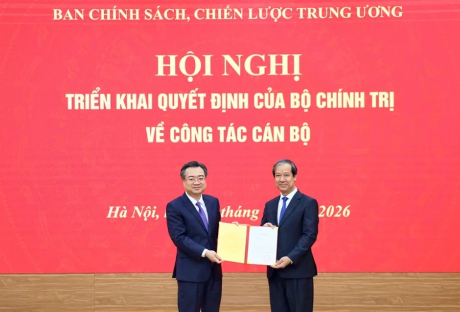 Điều động Bộ trưởng Nguyễn Kim Sơn giữ chức Phó Trưởng Ban Chính sách, chiến lược Trung ương Điều động Bộ trưởng Nguyễn Kim Sơn giữ chức Phó Trưởng Ban Chính sách, chiến lược Trung ương