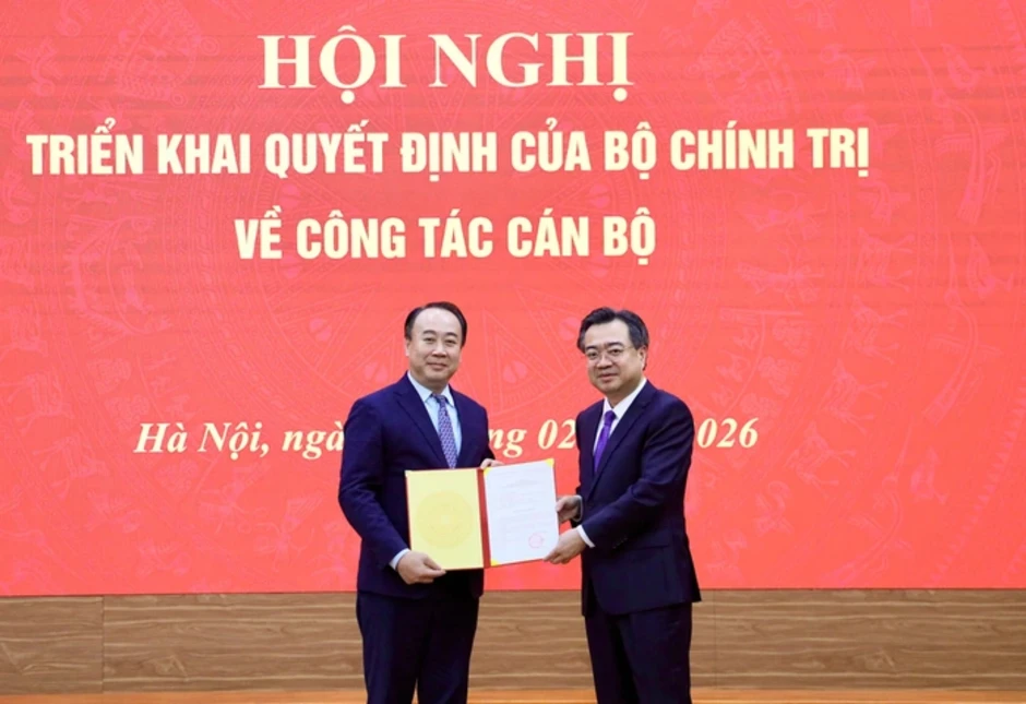 Điều động Bộ trưởng Nguyễn Kim Sơn giữ chức Phó Trưởng Ban Chính sách, chiến lược Trung ương Điều động Bộ trưởng Nguyễn Kim Sơn giữ chức Phó Trưởng Ban Chính sách, chiến lược Trung ương