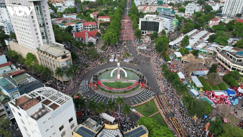 Định hình tầm nhìn mới, khát vọng mới cho Đắk Lắk Định hình tầm nhìn mới, khát vọng mới cho Đắk Lắk