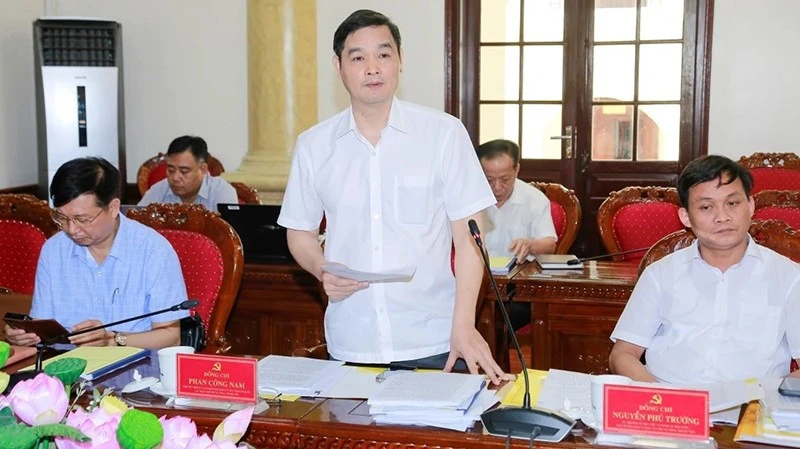 Đoàn công tác của Bộ Chính trị kiểm tra, giám sát tại Thanh Hóa Đoàn công tác của Bộ Chính trị kiểm tra, giám sát tại Thanh Hóa