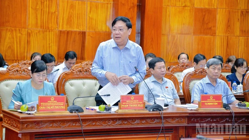 Đoàn giám sát của Quốc hội làm việc với tỉnh Đồng Tháp về thực hiện mục tiêu phấn đấu tăng trưởng “hai con số” Đoàn giám sát của Quốc hội làm việc với tỉnh Đồng Tháp về thực hiện mục tiêu phấn đấu tăng trưởng “hai con số”