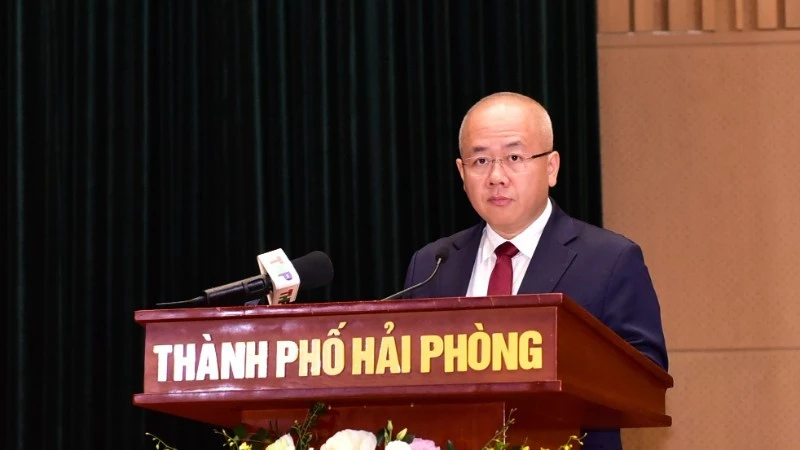 Đoàn kết, nỗ lực, hành động vì lợi ích chung, xây dựng Hải Phòng phát triển nhanh, bền vững Đoàn kết, nỗ lực, hành động vì lợi ích chung, xây dựng Hải Phòng phát triển nhanh, bền vững