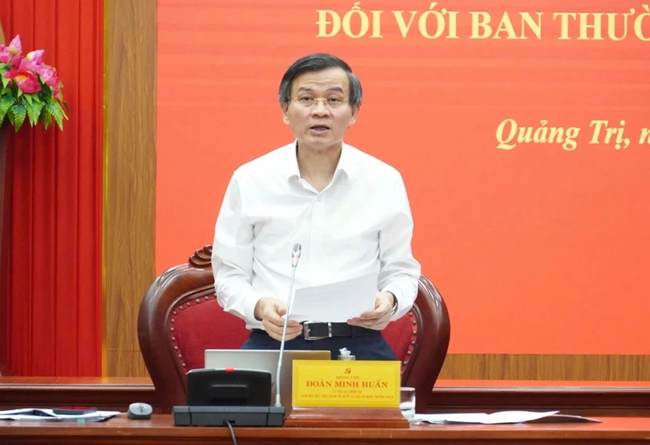Đoàn kiểm tra, giám sát của Bộ Chính trị, Ban Bí thư làm việc với tỉnh Quảng Trị Đoàn kiểm tra, giám sát của Bộ Chính trị, Ban Bí thư làm việc với tỉnh Quảng Trị