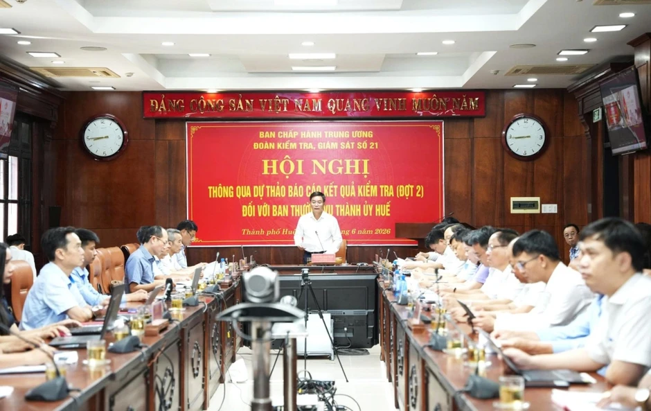 Đoàn Kiểm tra số 21 đề nghị Huế tháo gỡ điểm nghẽn để đạt tăng trưởng hai con số Đoàn Kiểm tra số 21 đề nghị Huế tháo gỡ điểm nghẽn để đạt tăng trưởng hai con số