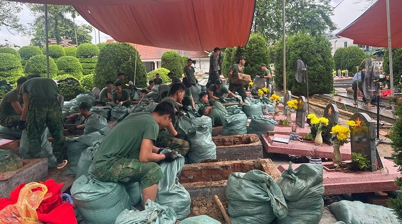 Đoàn Thanh niên Trường trung học phổ thông Thanh Nưa "tiếp sức" cán bộ, chiến sĩ đang thực hiện "Chiến dịch 500 ngày đêm" Đoàn Thanh niên Trường trung học phổ thông Thanh Nưa "tiếp sức" cán bộ, chiến sĩ đang thực hiện "Chiến dịch 500 ngày đêm"