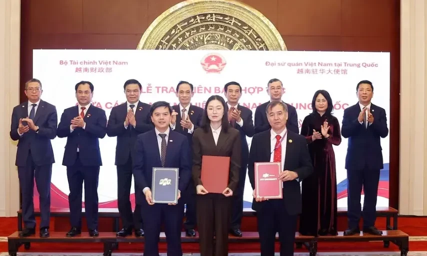 Doanh nghiệp Việt Nam - Trung Quốc trao đổi nhiều bản ghi nhớ hợp tác Doanh nghiệp Việt Nam - Trung Quốc trao đổi nhiều bản ghi nhớ hợp tác