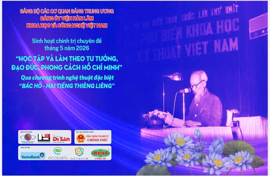 Đổi mới cách thức sinh hoạt chính trị qua chương trình nghệ thuật đặc biệt “Bác Hồ - Hai tiếng thiêng liêng” Đổi mới cách thức sinh hoạt chính trị qua chương trình nghệ thuật đặc biệt “Bác Hồ - Hai tiếng thiêng liêng”