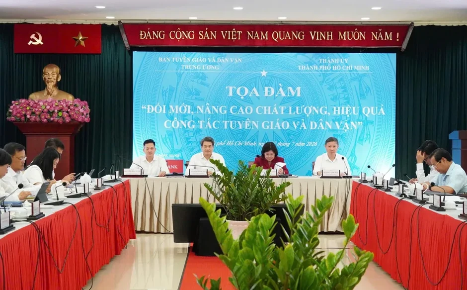 Đổi mới công tác tuyên giáo, dân vận phải chủ động tham gia vào xây dựng thể chế Đổi mới công tác tuyên giáo, dân vận phải chủ động tham gia vào xây dựng thể chế