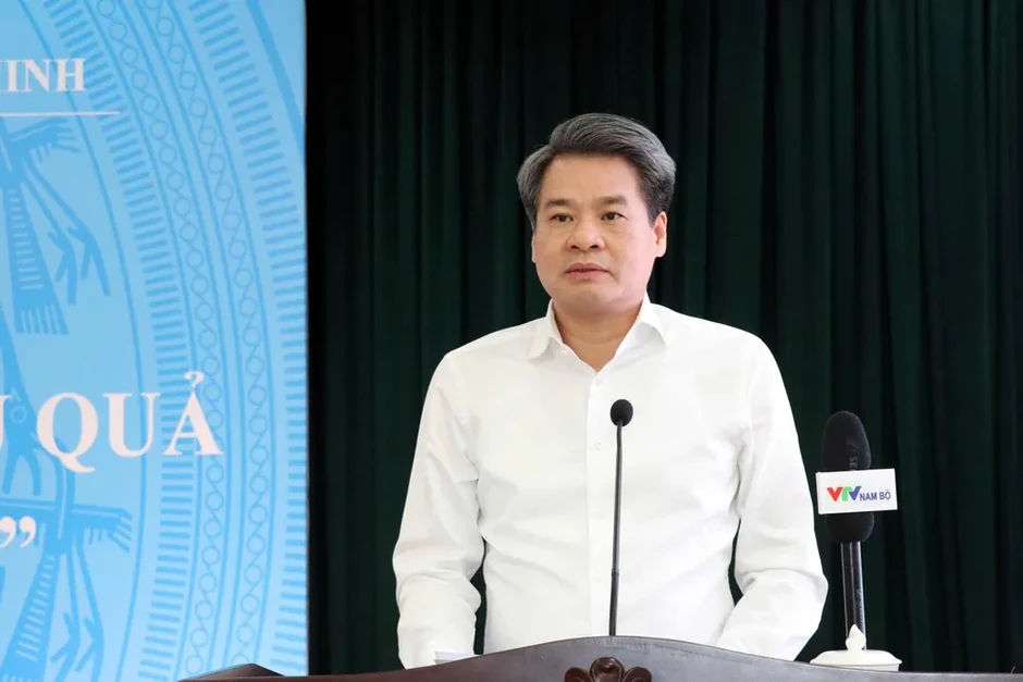 Đổi mới công tác tuyên giáo, dân vận phải chủ động tham gia vào xây dựng thể chế Đổi mới công tác tuyên giáo, dân vận phải chủ động tham gia vào xây dựng thể chế