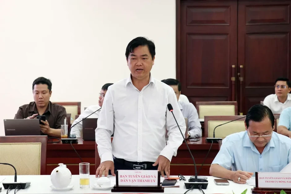 Đổi mới công tác tuyên giáo, dân vận phải chủ động tham gia vào xây dựng thể chế Đổi mới công tác tuyên giáo, dân vận phải chủ động tham gia vào xây dựng thể chế