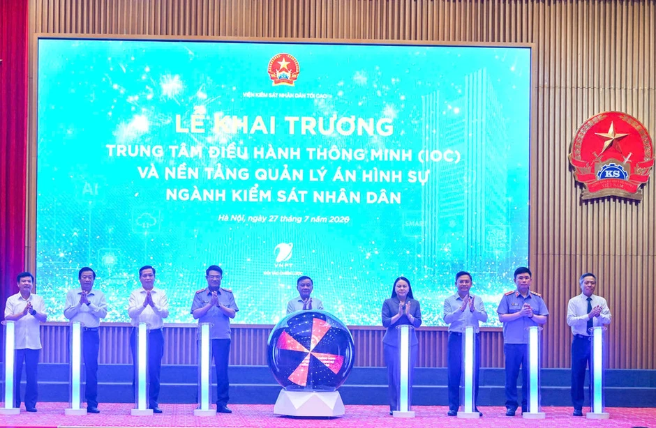 Đổi mới mạnh mẽ công tác hoàn thiện thể chế và thực thi pháp luật Đổi mới mạnh mẽ công tác hoàn thiện thể chế và thực thi pháp luật