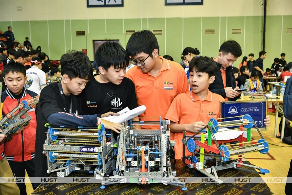 Đổi mới mô hình tăng trưởng dựa vào khoa học công nghệ, đổi mới sáng tạo Đổi mới mô hình tăng trưởng dựa vào khoa học công nghệ, đổi mới sáng tạo