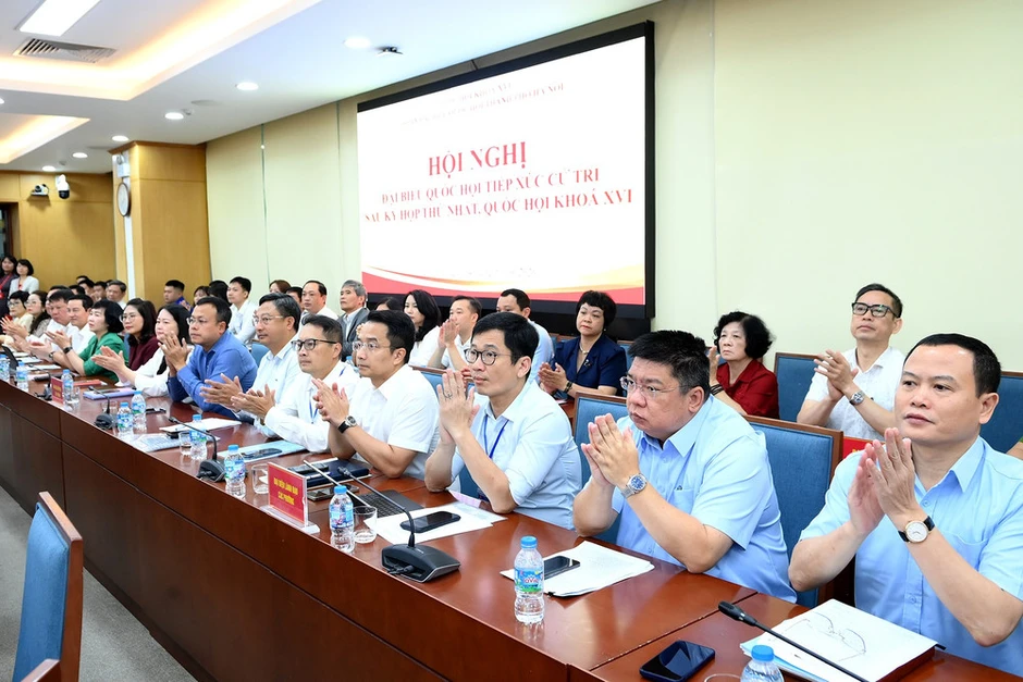Đổi mới phương thức quản trị, không để tồn đọng những kiến nghị chính đáng của cử tri Đổi mới phương thức quản trị, không để tồn đọng những kiến nghị chính đáng của cử tri