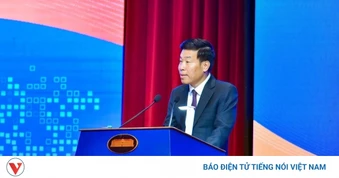Đối ngoại linh hoạt dựa trên nền tảng chính trị vững chắc
