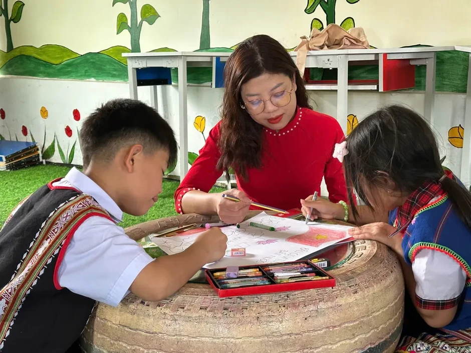 Đồng bào Tây Nguyên nô nức chuẩn bị cho "ngày hội toàn dân" Đồng bào Tây Nguyên nô nức chuẩn bị cho "ngày hội toàn dân"