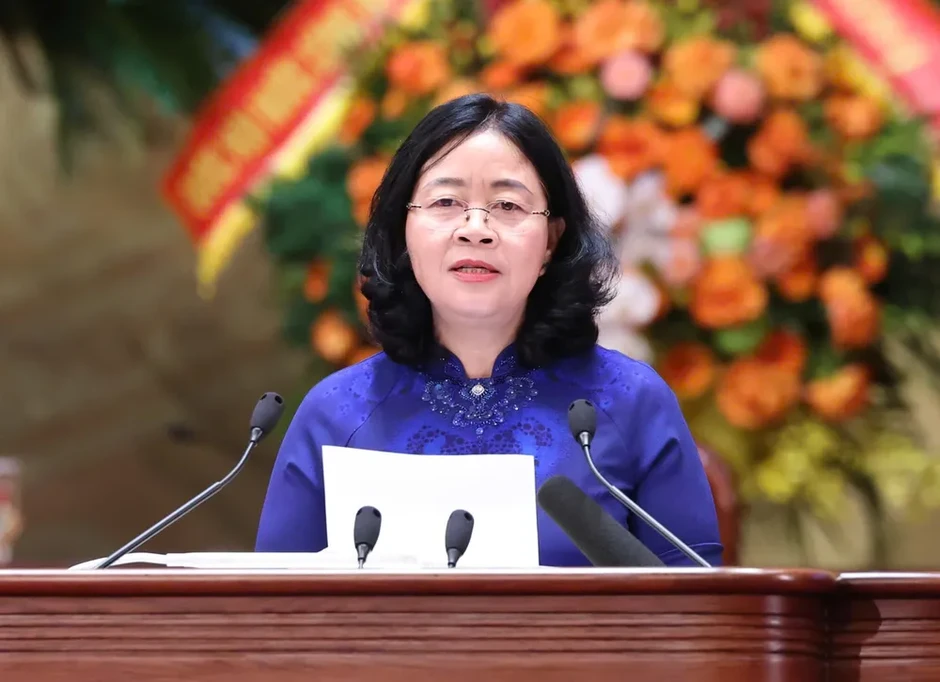 Đồng chí Bùi Thị Minh Hoài tiếp tục làm Chủ tịch Ủy ban Trung ương MTTQ Việt Nam khóa XI Đồng chí Bùi Thị Minh Hoài tiếp tục làm Chủ tịch Ủy ban Trung ương MTTQ Việt Nam khóa XI