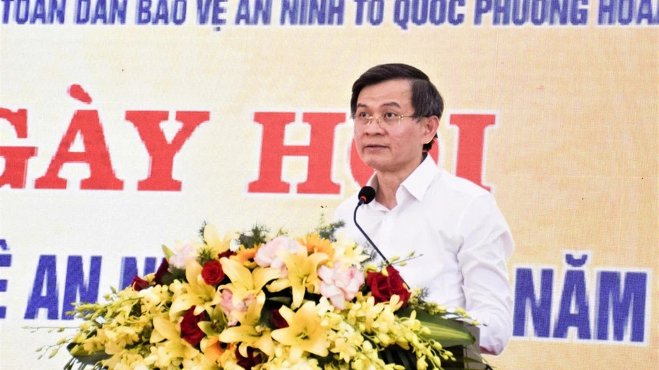 Đồng chí Đoàn Minh Huấn dự Ngày hội toàn dân bảo vệ an ninh Tổ quốc tại Nghệ An