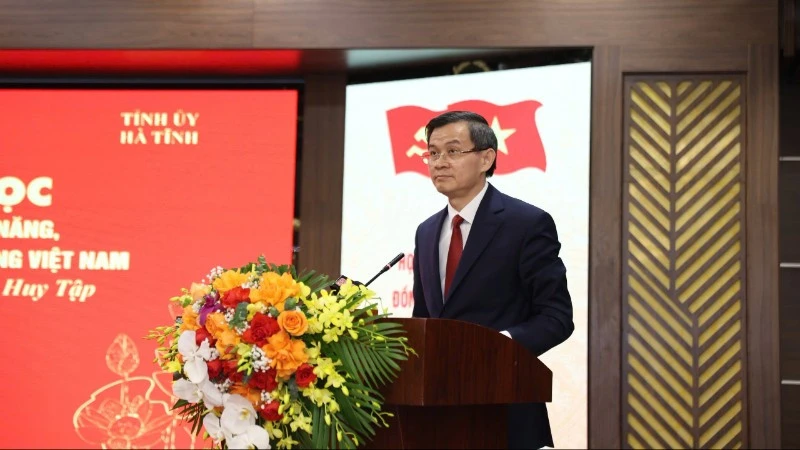 Đồng chí Hà Huy Tập - Tổng Bí thư tài năng, nhà lý luận xuất sắc của Đảng và cách mạng Việt Nam Đồng chí Hà Huy Tập - Tổng Bí thư tài năng, nhà lý luận xuất sắc của Đảng và cách mạng Việt Nam