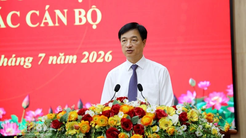 Đồng chí Lê Quang Tùng giữ chức Bí thư Tỉnh ủy An Giang Đồng chí Lê Quang Tùng giữ chức Bí thư Tỉnh ủy An Giang