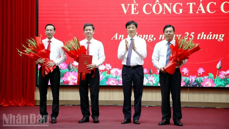 Đồng chí Lê Quang Tùng giữ chức Bí thư Tỉnh ủy An Giang Đồng chí Lê Quang Tùng giữ chức Bí thư Tỉnh ủy An Giang
