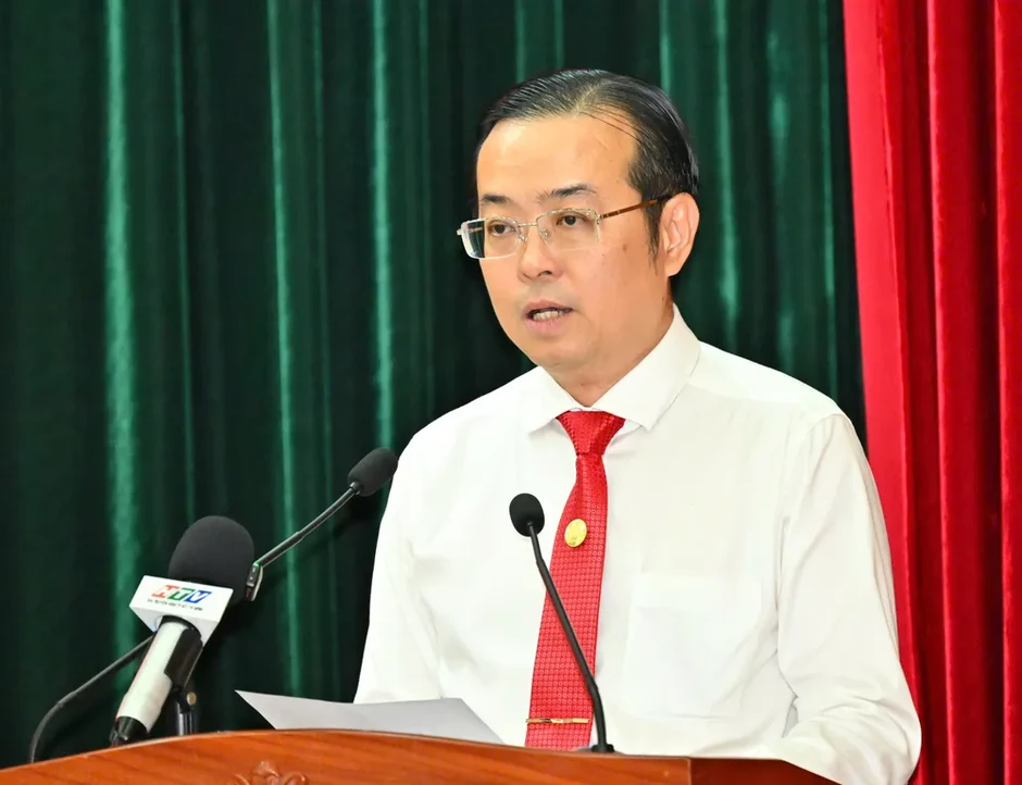 Đồng chí Lê Văn Minh làm Tổng Giám đốc Báo và Phát thanh, Truyền hình TPHCM Đồng chí Lê Văn Minh làm Tổng Giám đốc Báo và Phát thanh, Truyền hình TPHCM