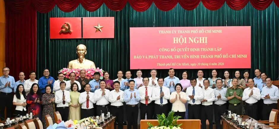 Đồng chí Lê Văn Minh làm Tổng Giám đốc Cơ quan Báo và Phát thanh, Truyền hình TPHCM Đồng chí Lê Văn Minh làm Tổng Giám đốc Cơ quan Báo và Phát thanh, Truyền hình TPHCM