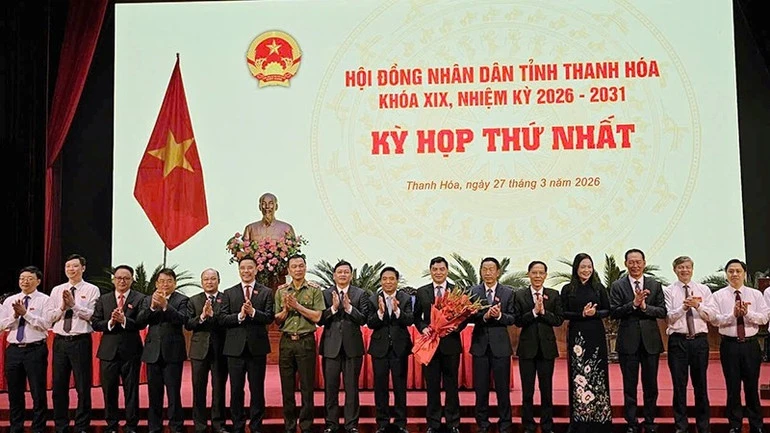 Đồng chí Nguyễn Hồng Phong giữ chức Chủ tịch Hội đồng nhân dân tỉnh Thanh Hóa khóa XIX Đồng chí Nguyễn Hồng Phong giữ chức Chủ tịch Hội đồng nhân dân tỉnh Thanh Hóa khóa XIX