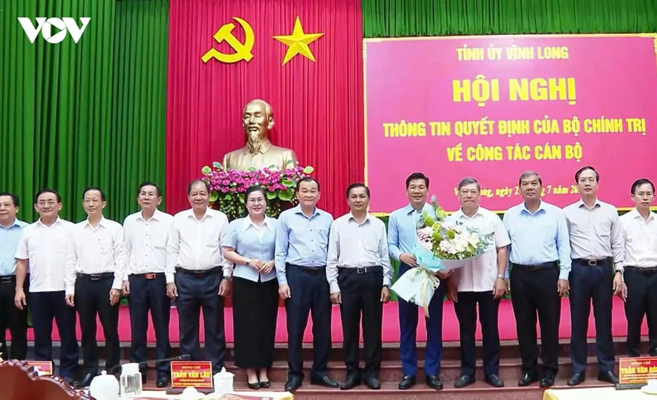 Đồng chí Nguyễn Mạnh Hùng giữ chức Phó Bí thư Thường trực Tỉnh ủy Vĩnh Long