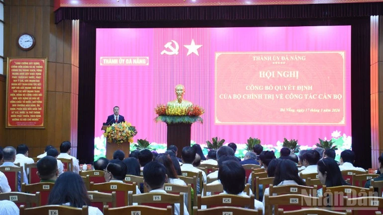 Đồng chí Nguyễn Mạnh Hùng giữ chức vụ Phó Bí thư Thành ủy Đà Nẵng