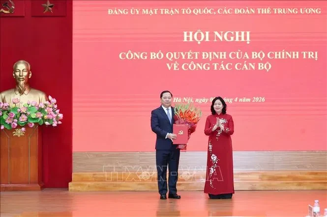 Đồng chí Nguyễn Phi Long giữ chức Phó Bí thư Thường trực Đảng ủy MTTQ, các đoàn thể Trung ương
