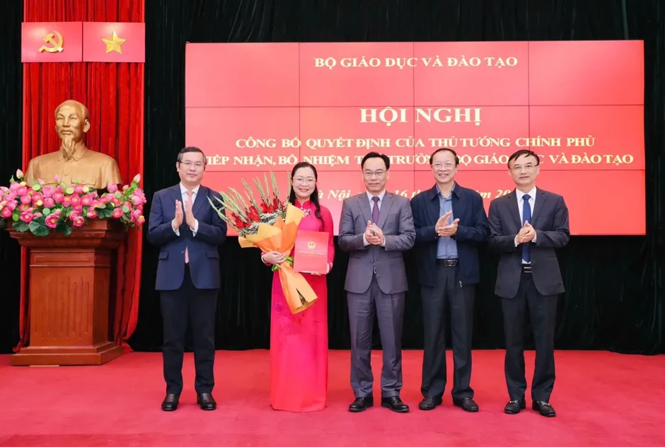 Đồng chí Nguyễn Thị Quyên Thanh giữ chức Thứ trưởng Bộ GD-ĐT Đồng chí Nguyễn Thị Quyên Thanh giữ chức Thứ trưởng Bộ GD-ĐT