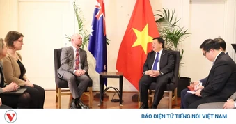 Đồng chí Nguyễn Xuân Thắng làm việc với Học viện cán bộ Australia và New Zealand