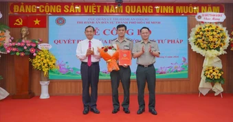Đồng chí Trần Đình Hoàng giữ chức Phó Trưởng Thi hành án dân sự TPHCM