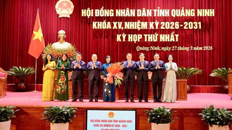 Đồng chí Trịnh Thị Minh Thanh được bầu giữ chức Chủ tịch Hội đồng nhân dân tỉnh Quảng Ninh khóa XV Đồng chí Trịnh Thị Minh Thanh được bầu giữ chức Chủ tịch Hội đồng nhân dân tỉnh Quảng Ninh khóa XV