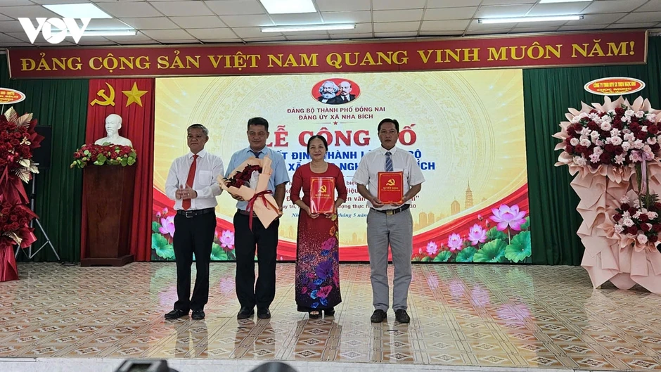Đồng Nai đưa tổ chức Đảng vào hợp tác xã để thúc đẩy nông nghiệp hiện đại Đồng Nai đưa tổ chức Đảng vào hợp tác xã để thúc đẩy nông nghiệp hiện đại