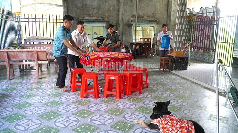 Đồng Tháp: Người dân cho mượn nhà để làm điểm bầu cử, hậu cần Đồng Tháp: Người dân cho mượn nhà để làm điểm bầu cử, hậu cần