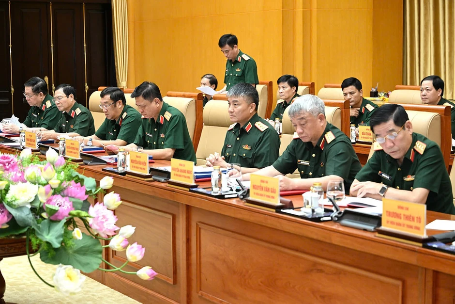 Đột phá trong xây dựng Quân đội nhân dân trên cơ sở phát triển khoa học công nghệ Đột phá trong xây dựng Quân đội nhân dân trên cơ sở phát triển khoa học công nghệ