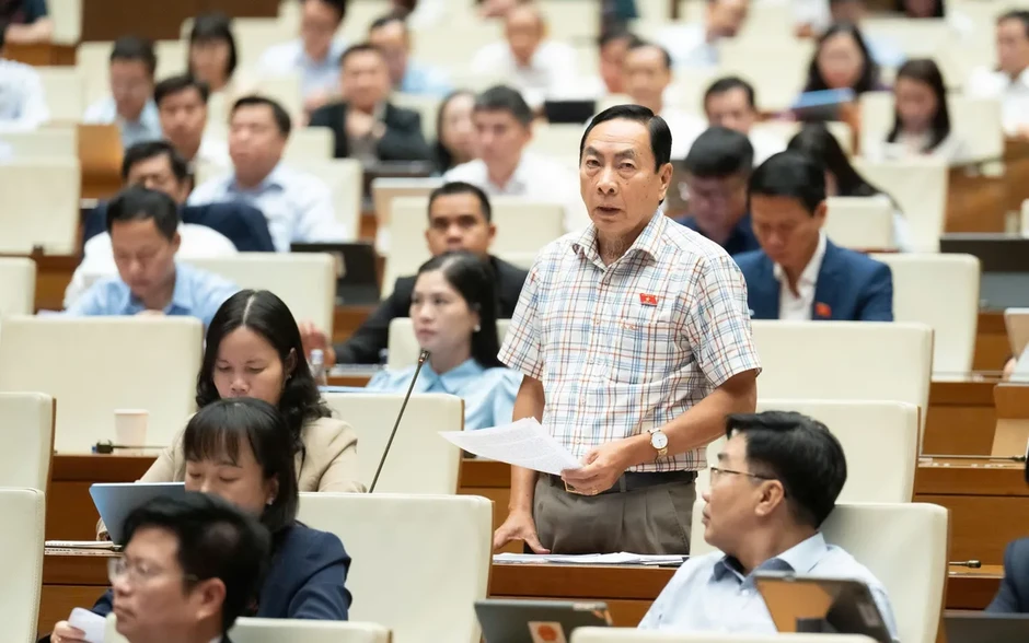 Dự án Luật Thủ đô (sửa đổi): Cân nhắc quy định cắt điện, nước đối với công trình sai phép Dự án Luật Thủ đô (sửa đổi): Cân nhắc quy định cắt điện, nước đối với công trình sai phép