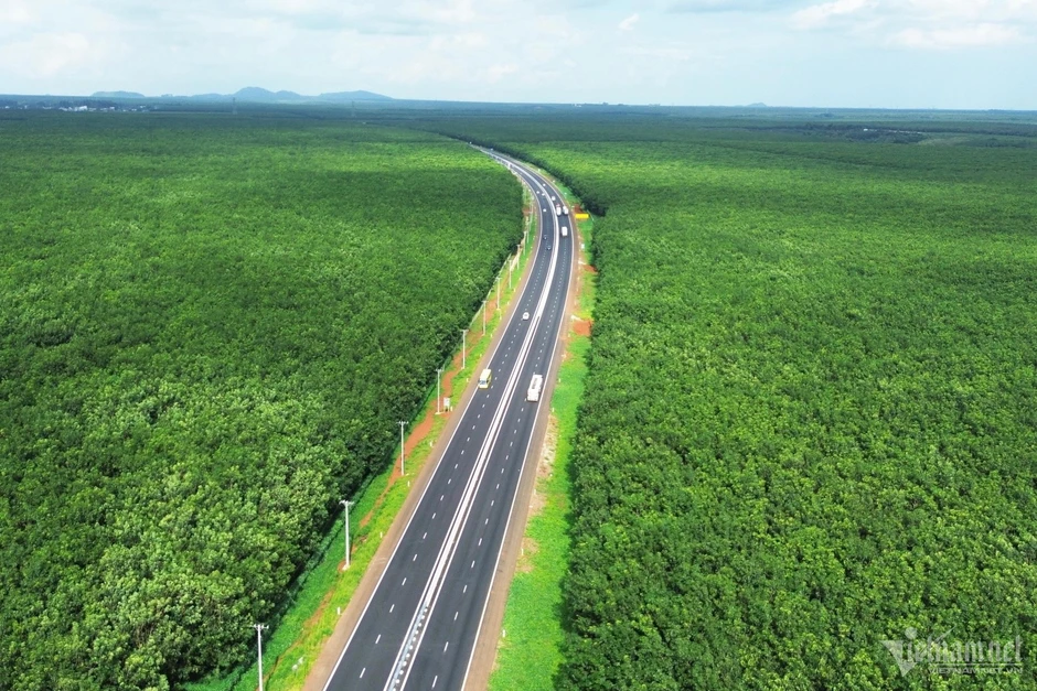 Dự kiến lộ trình Đồng Nai tiến lên thành phố toàn cầu, chất lượng sống cao trên thế giới Dự kiến lộ trình Đồng Nai tiến lên thành phố toàn cầu, chất lượng sống cao trên thế giới