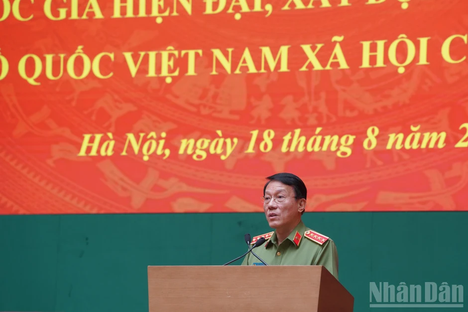 Đưa an ninh thành điều kiện và động lực mới phát triển đất nước Đưa an ninh thành điều kiện và động lực mới phát triển đất nước
