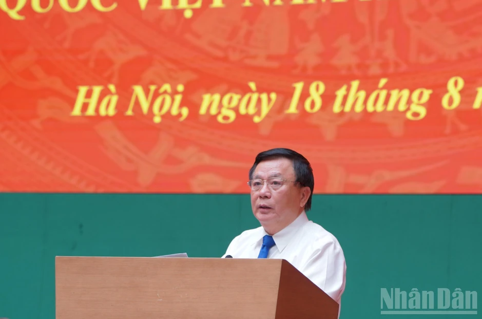 Đưa an ninh thành điều kiện và động lực mới phát triển đất nước Đưa an ninh thành điều kiện và động lực mới phát triển đất nước